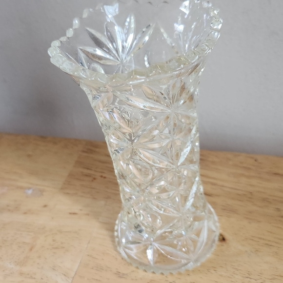 Vintage Vase 12 in tall - Picture 2 of 5